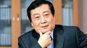 娃哈哈她叔，像电线杆上多嘴的乌鸦，也是《小巷人家》庄超英他弟
