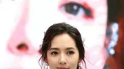郭碧婷拼命赚钱养家，父亲重病也坚持独立，从不依赖婆家财力