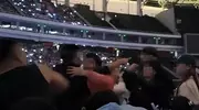 事发五月天演唱会现场！观众爆发冲突，这个起因让网友吵翻↗