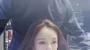 “做头发”事件还有内情？女儿甜馨连续两次开撕，贾乃亮这次惨了