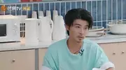51岁张晋讲述国外濒死感受，终明白：拥有婚姻孩子，才是人生底牌