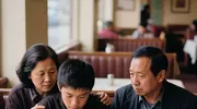 比起逃避，这样回应父母的催婚更显诚意