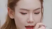 资源逆天，无人敢惹，后台太硬，这5位女性最不怕的就是潜规则