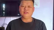 菲利丝终于更新，老公杜宾大方出镜，一个举动让网友称赞不已