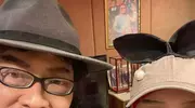 张菲近照曝光，与姐姐恒述法师同框，姐弟情深破谣言