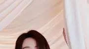 从跑龙套到一线顶流，赵丽颖的坚持与逆袭