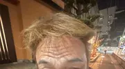 吴镇宇一家日本度假秀恩爱，费曼专发老爸丑照，罕见夫妻同框