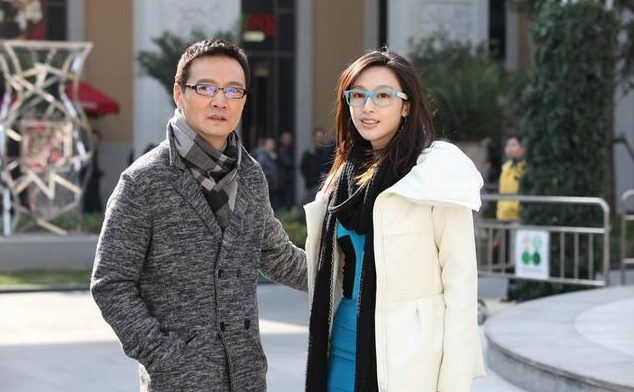 的丈夫,《我爱男闺蜜》中的画家莫正源,还有《小别离》里的土豪张亮忠