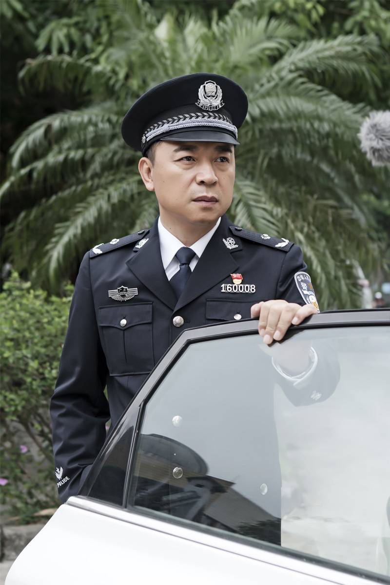 破冰行动张晞临为贴近角色减肥10公斤