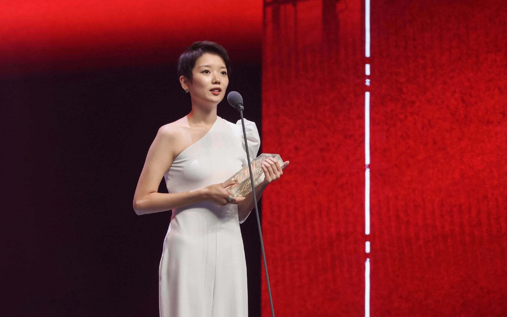 电影花这样红周洲池韵荣获first最佳文本编剧奖