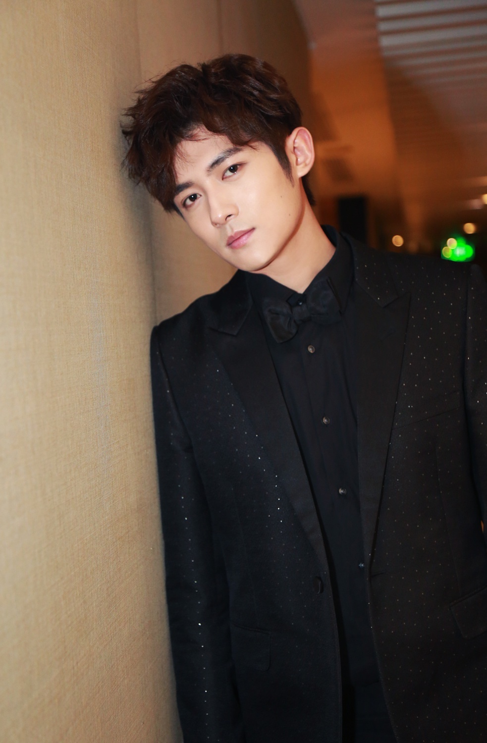 五竹佟梦实现身庆余年见面会与范闲张若昀现场默契互动