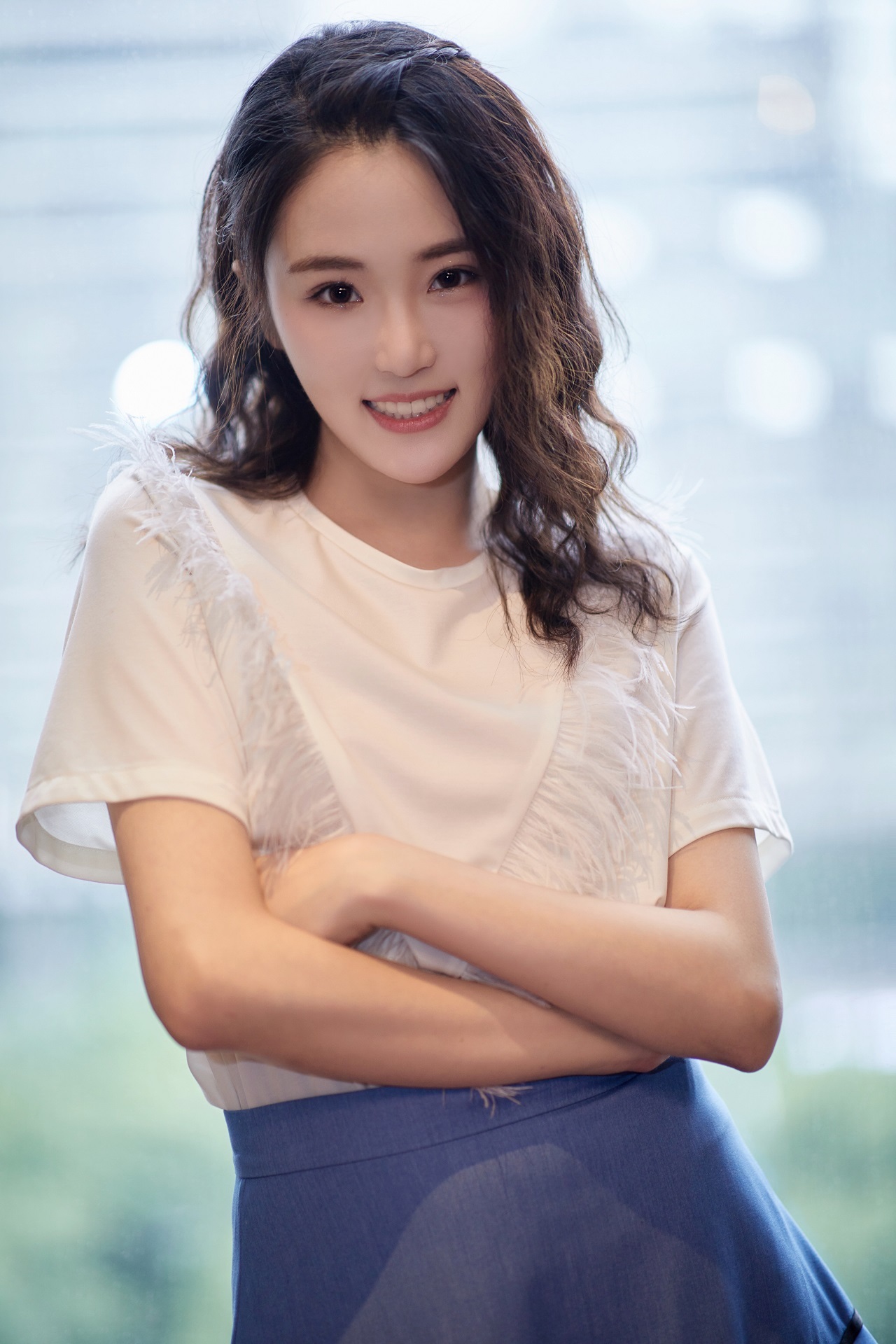 张可盈《老酒馆》将登陆荧屏 出演陈宝国女儿"小棉袄"