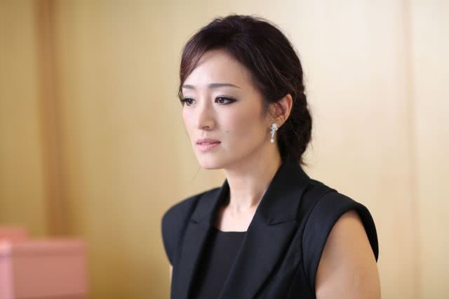 周冬雨张艺谋夫妇同框12位谋女郎你觉得谁最成功