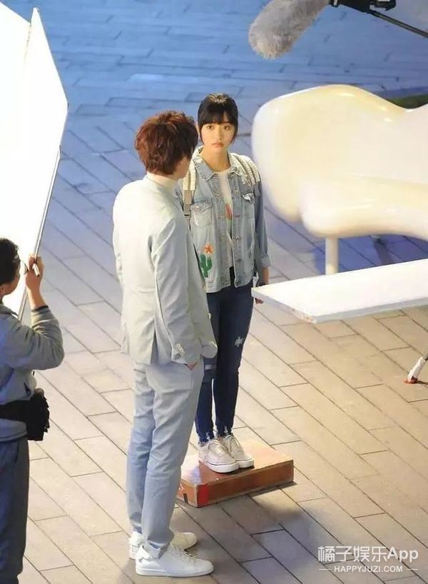 沈月1米6的身高像1米4小s1米58的像1米78谜啊