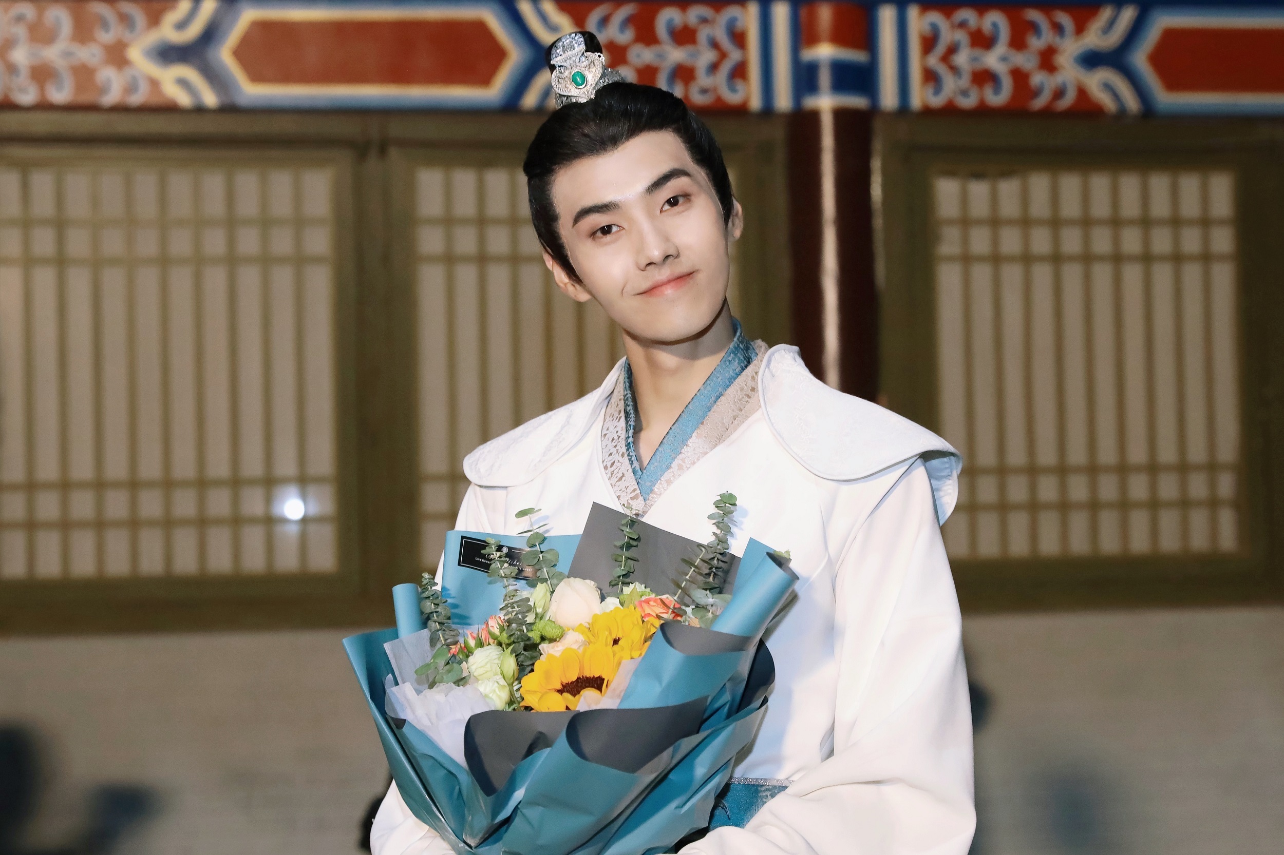 近日,由嘉尚传媒旗下青年演员肖凯中主演的古装玄幻甜宠网剧《我的