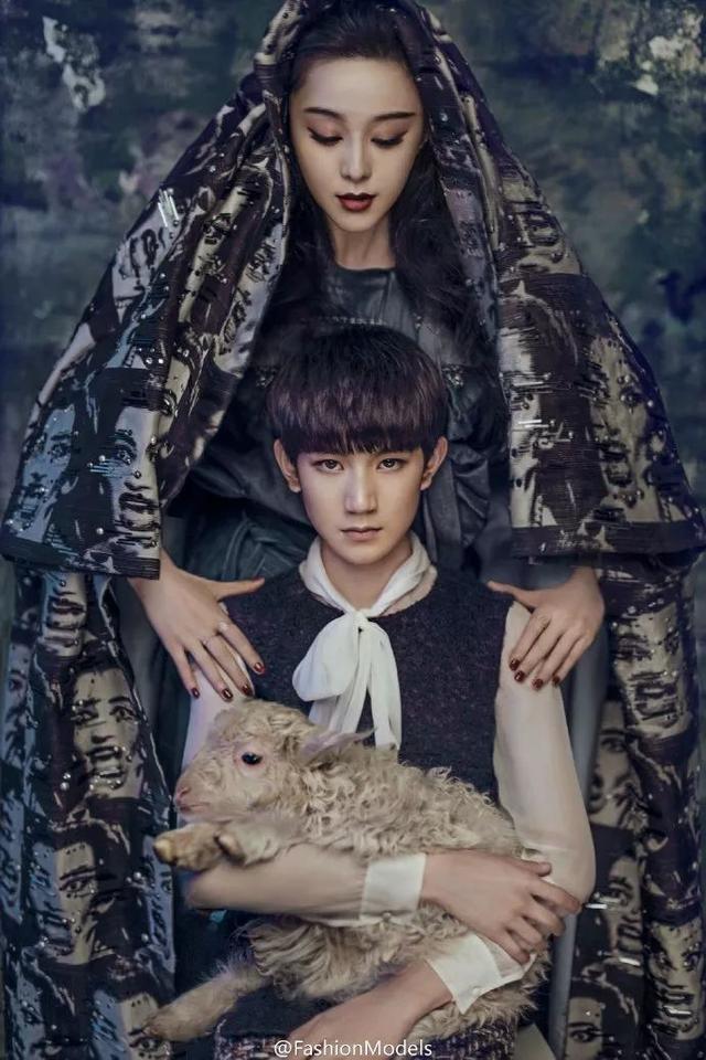 在王源王俊凯签了双冰的局面下,曾有传易烊千玺签了赵薇,接着又传转投