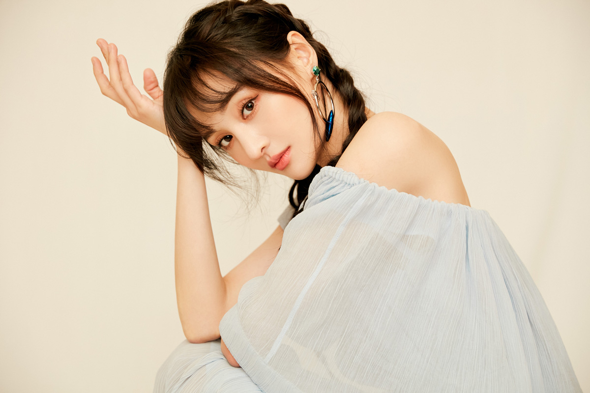 郑爽综艺收官携手新团队投入新事业状态极佳