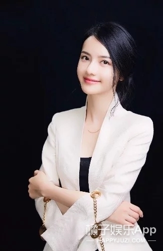 还记得活佛济公的仇天鹅吗她现在长这样