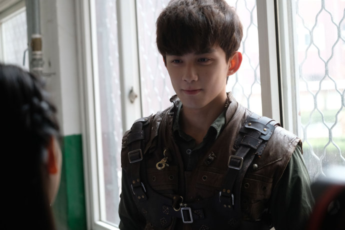 吴磊演技获制片人肯定沙海黎簇成长线共鸣感强