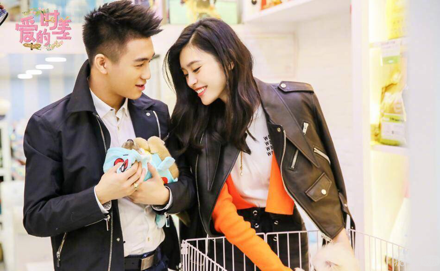 不过何猷君这文案是不是也算从侧面默认了恋情?何:不用,谢谢.