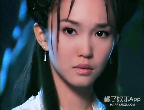 还记得《金大班》中的任黛黛吗?她现在长这样