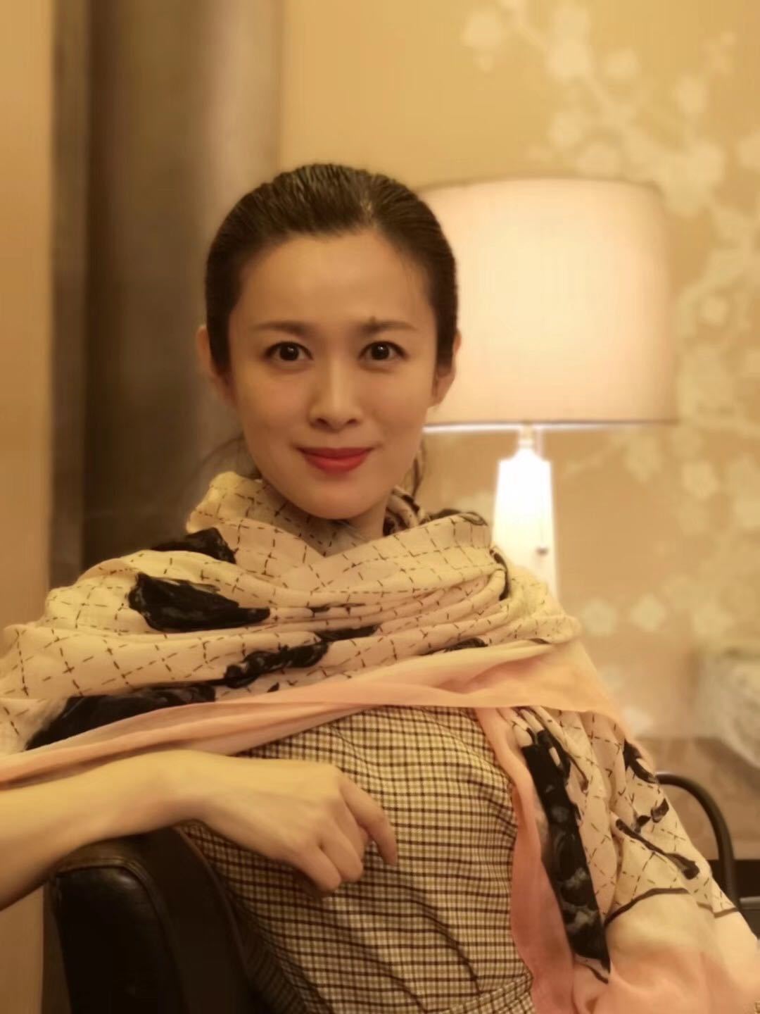 歌手张珊萌新歌《惊扰三生》备受赞誉,中国风曲调诠释跨世纪爱情 - 360娱乐,你开心就好