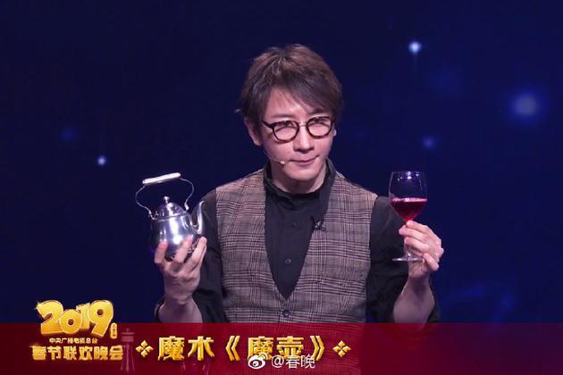 刘谦回应春晚质疑发誓没有托儿节目确实是备案