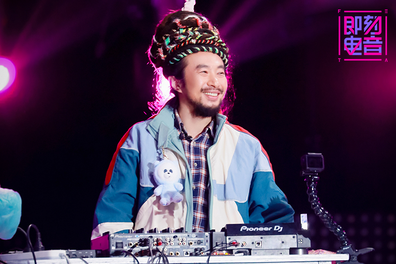 即刻电音战队成团秀开战张艺兴jasmine甜蜜对唱无人之域