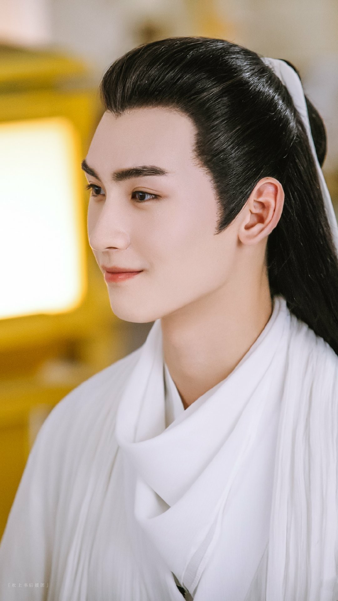 黄俊捷亮相演员请就位古装造型引注目