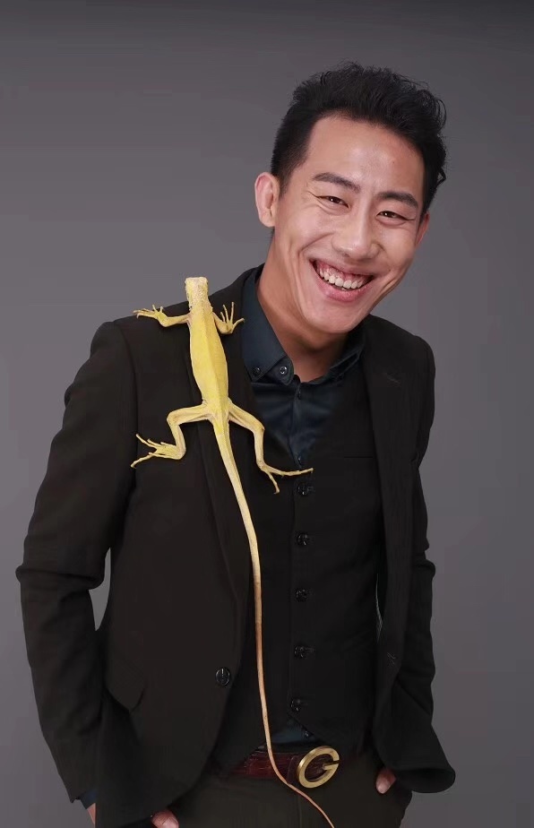 光荣时代开播龚浩川走心演绎民间艺人