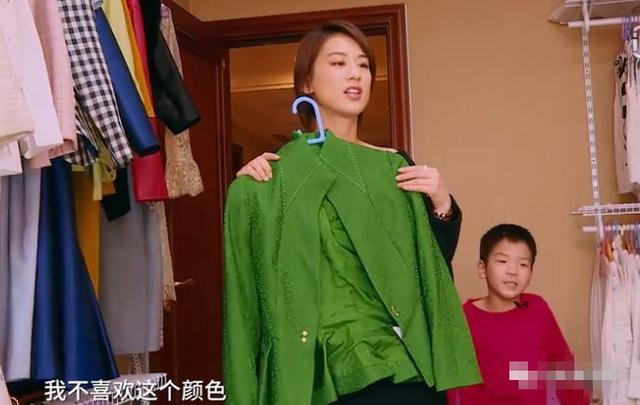 黄圣依的家豪华得可怕，儿子却跟她形同路人