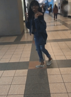 搞笑gif：哥们真机智，捡回一条命 - 360娱乐，你开心就好
