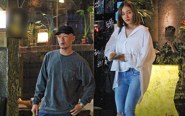 余文乐妻子王棠云产后首曝光