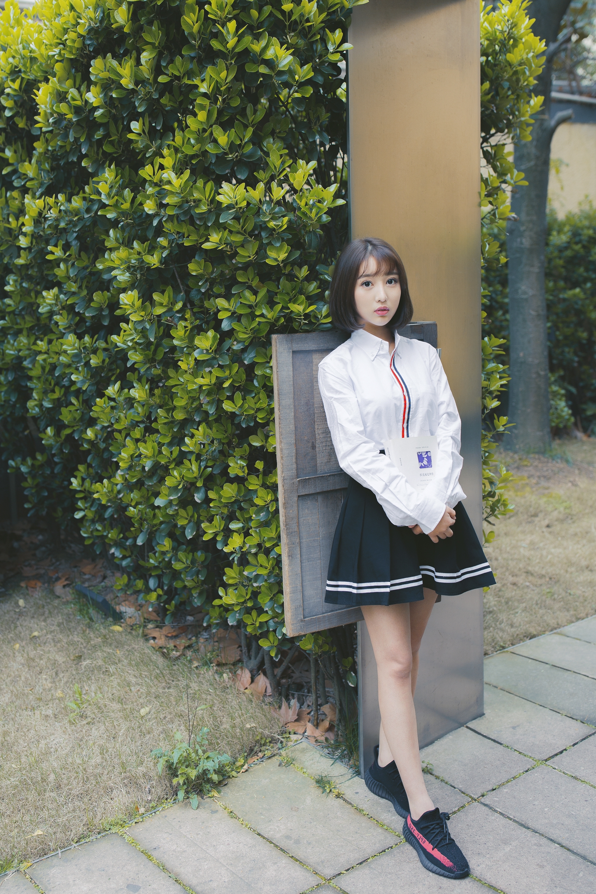 狐友国民校花王微斯直爽的00后校花想要挑战宫斗戏