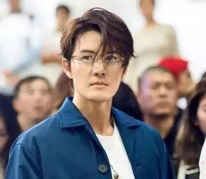 吴克群恋上许嵩MV女主角，如今吴克群的新闻不是整容就是绯闻？