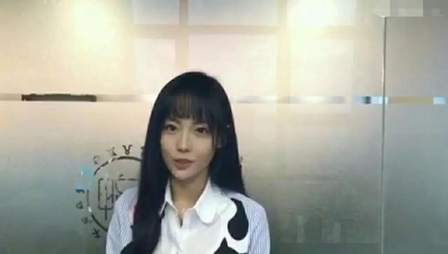 嫁入豪门被宠溺，霸道总裁跪地求婚，活成现实版琼瑶女郎！