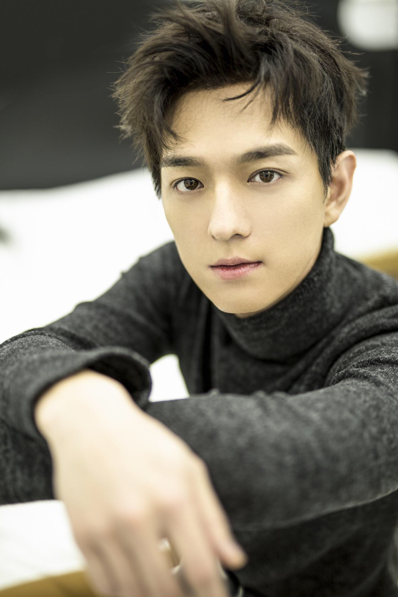 文苡帆春日风格大片曝光阳光少年进阶质感型男