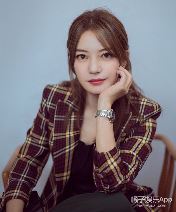 现在的赵薇也太少女了吧