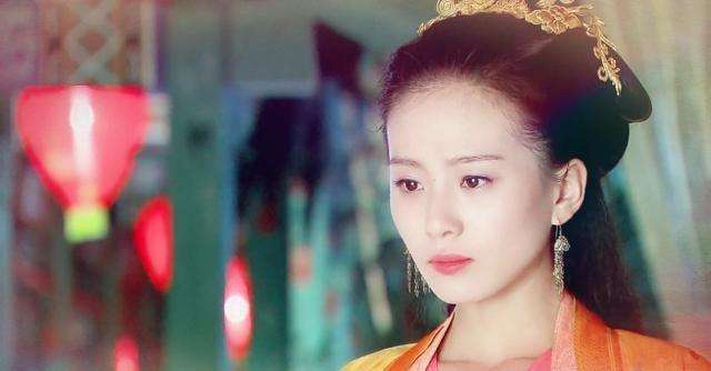 在以往的电视中早死八百回了,而刘诗诗饰演的女配嘉仪公主,在这部剧中