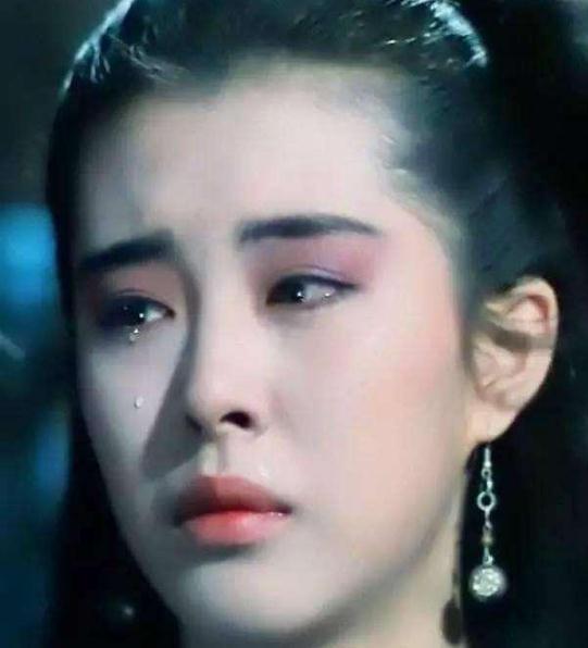 连哭戏都这么仙秦岚一滴泪天上一颗星王祖贤的泪像断线的珍珠