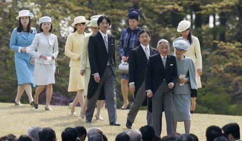 禁止近亲结婚,为何日本却盛行兄妹结婚?说出来你可能不信! 360娱乐,你开心就好