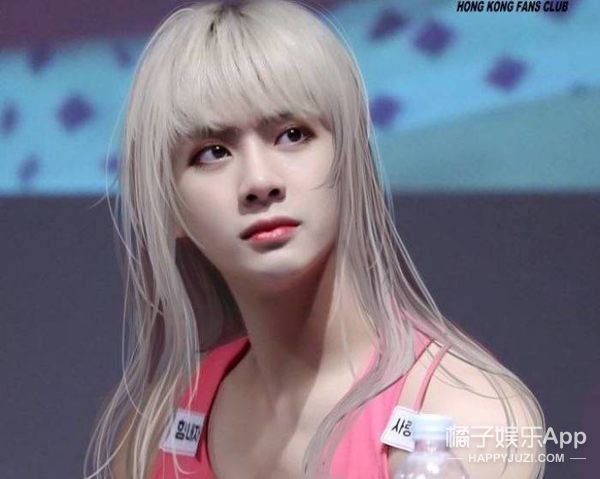 王嘉尔越努力越幸运从练习生到导师的蜕变