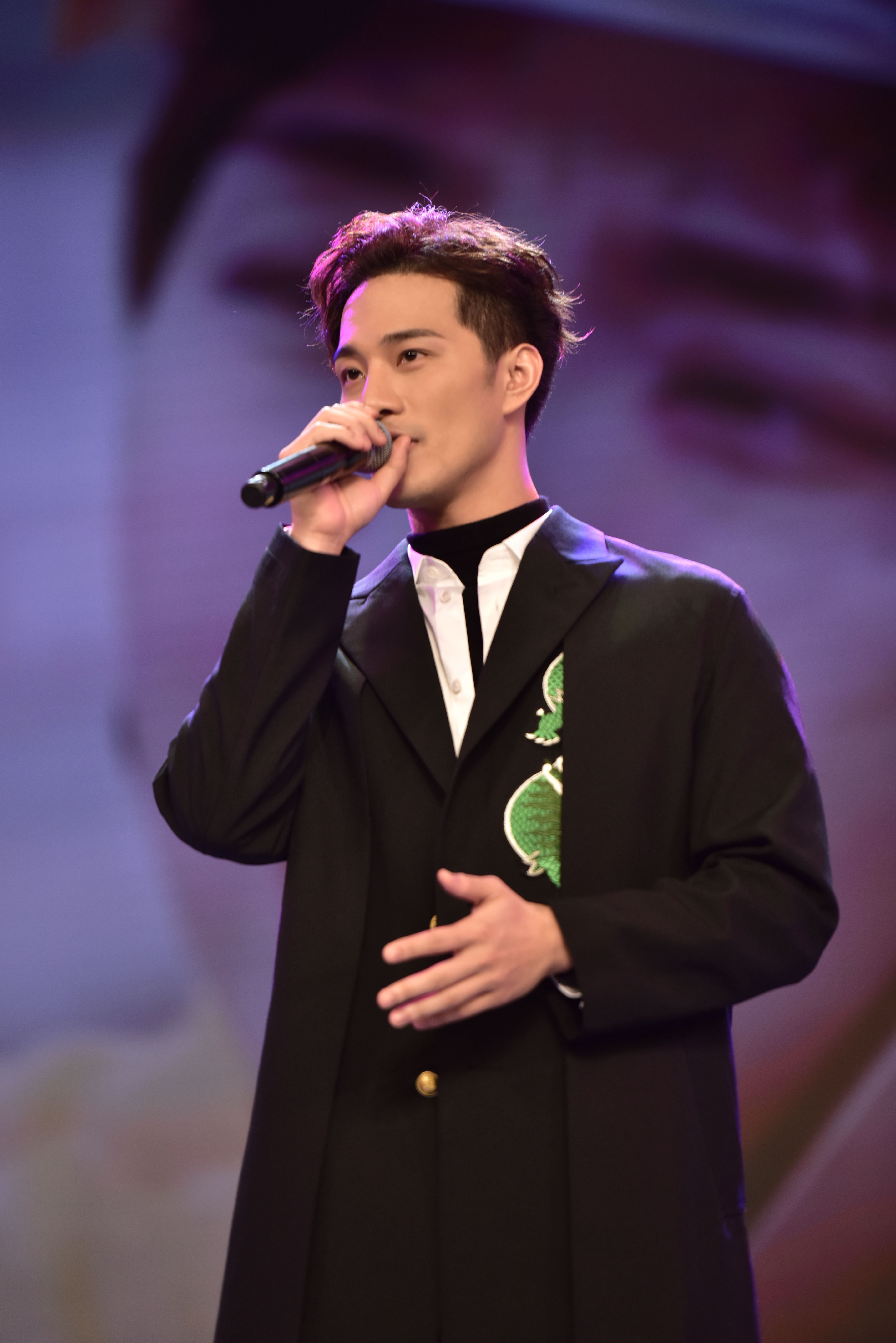 电视剧朱槿花开即将开播驴系男友徐志贤变身落魄公子哥