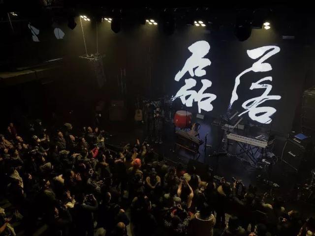 全球音乐发行：从幕后走到台前