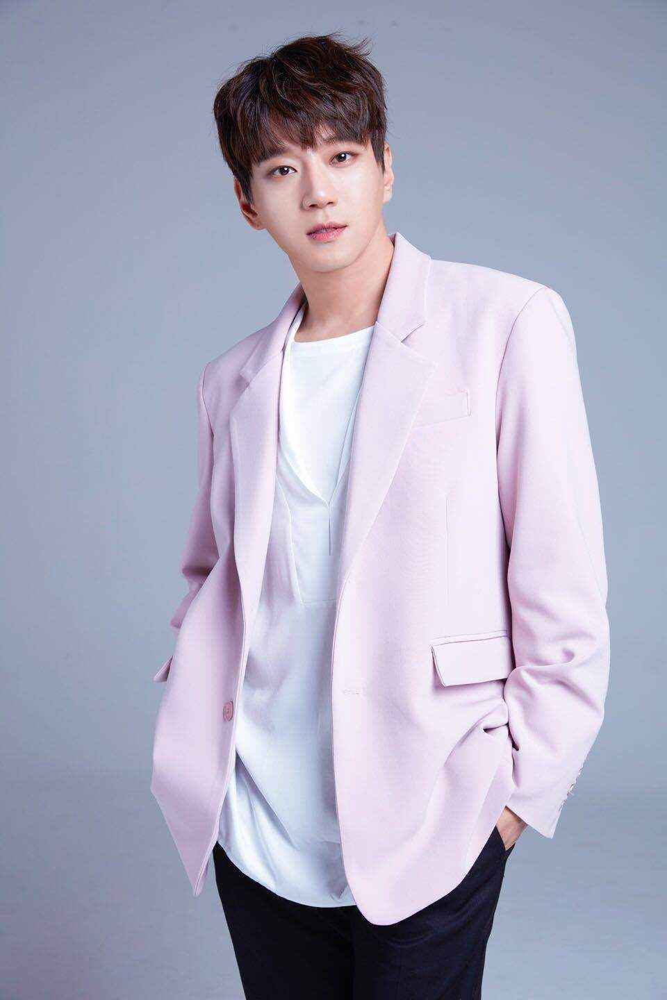 黄致列言论字幕组打脸韩媒按韩文翻译没问题