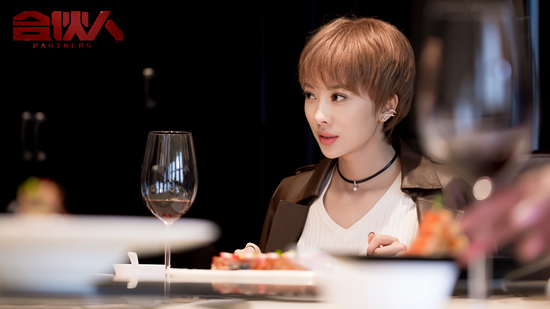 《合伙人》热播 童苡萱"教训"朱亚文获观众声援