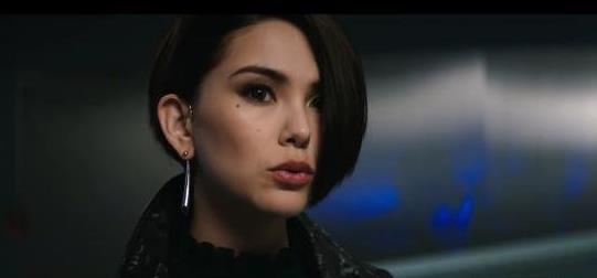 昆凌《摩天大楼》化身反派女杀手,这是跟着周杰伦进军好莱坞?