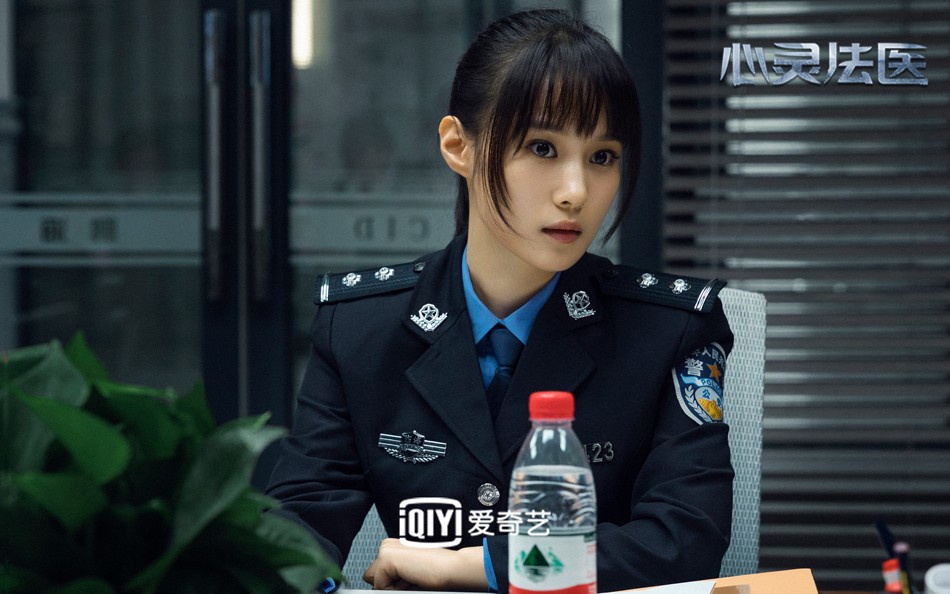 爱奇艺《心灵法医》以"悬疑 治愈"的剧情设定,营造刺激又温情的观剧