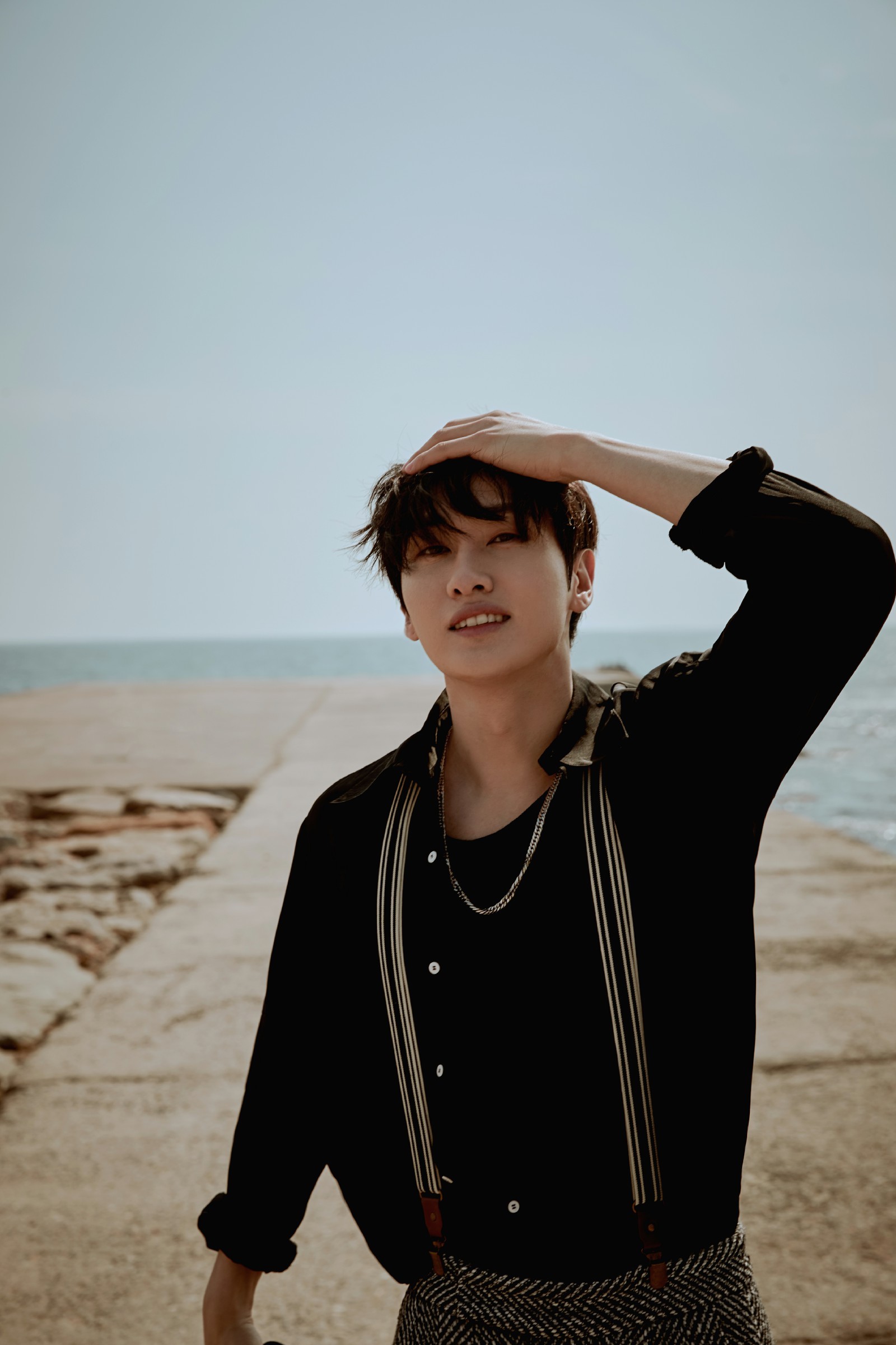 superjunior成员李赫宰写真sensiblee一直娱公开带来冬日里的第一次