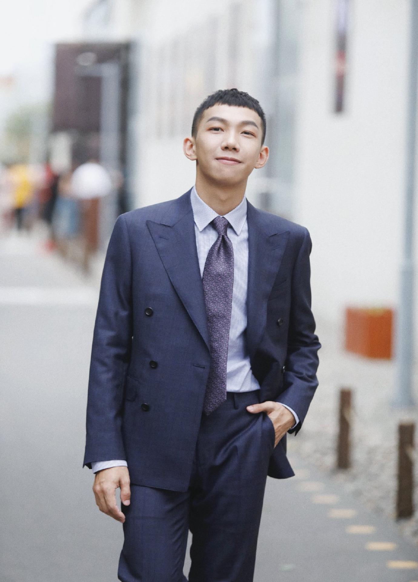 邓见超深情献唱音乐节感谢粉丝一路相伴